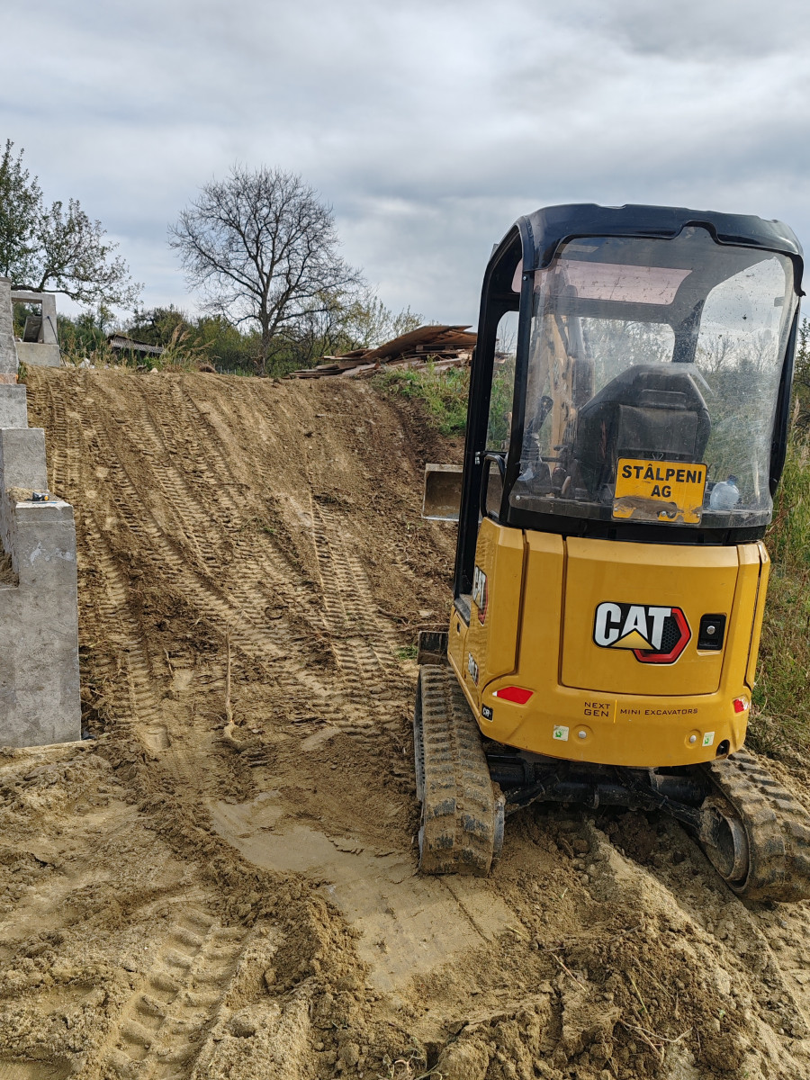 Caterpillar 301.7 cr 2t 2023