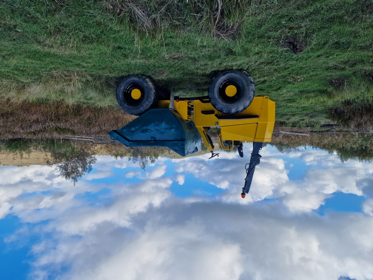 Inchiriez Dumper de 9 si 3t