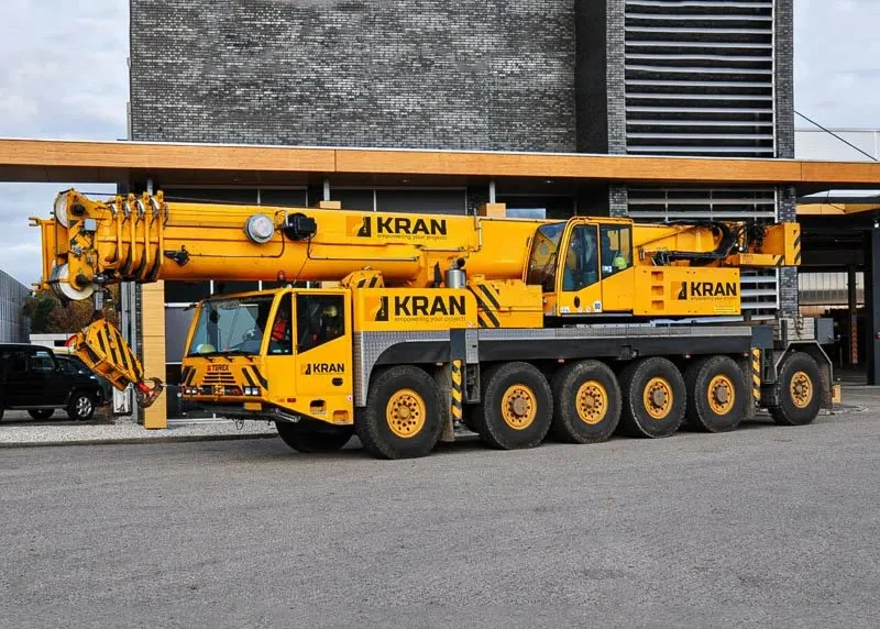 Închiriere automacara Terex Demag AC100-5, 100 tone, cu macaragiu, Constanța
