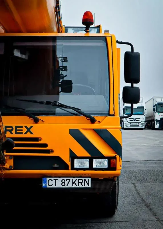 Închiriere automacara Terex Demag AC100-5, 100 tone, cu macaragiu, Constanța