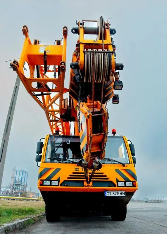 Închiriere automacara Terex Demag AC100-5, 100 tone, cu macaragiu, Constanța