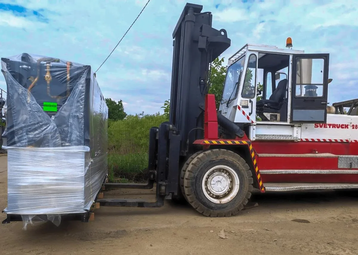 Închiriere stivuitor Svetruck 28 tone pentru containere și sarcini grele, Constanța